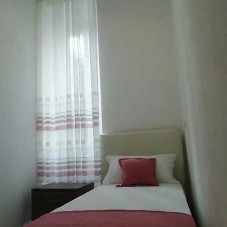 Roel Garden View * La Spezia